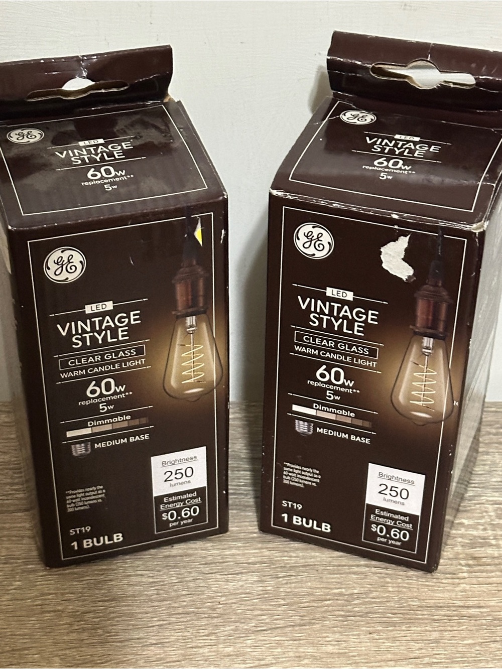 (2)Pack GE Vintage Style 60Watt  ST19 LED Light Bulb Clear Glass Warm Candle 6w